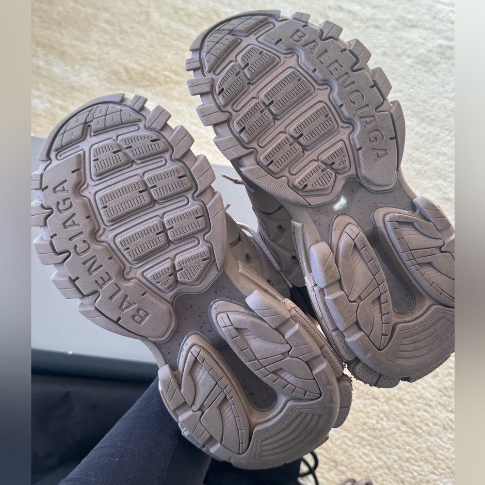 Balenciaga Women’s Track Recycled-sole Sneakers Light Khaki Size 36 - Picture 8 of 8